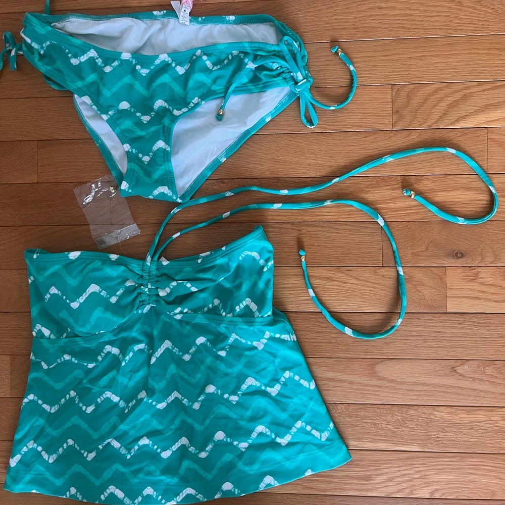 Vineyard Vines Swim Suit-Size M